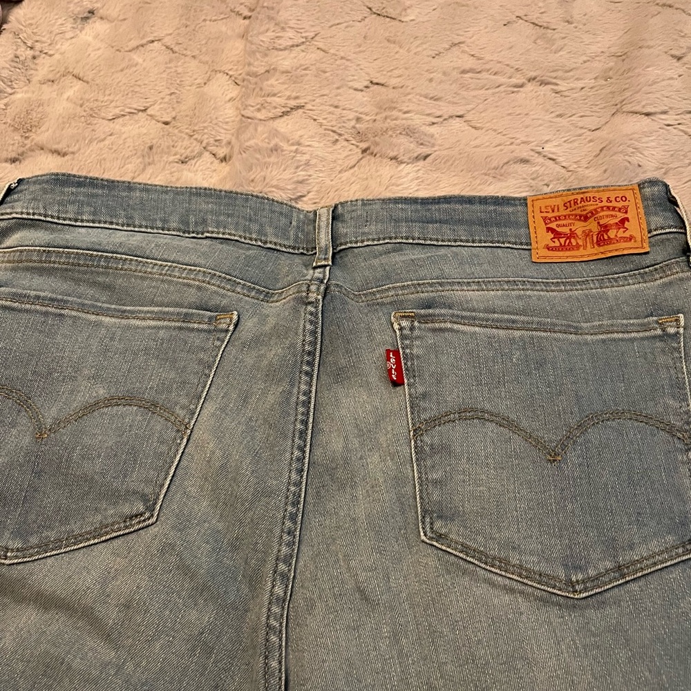 Levi Bootcut Jeans - Picture 3 of 3